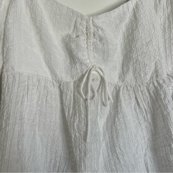 Tilly’s Full Tilt White Crinkle Cinch Puff Sleeve Open Back Top size XS - Picture 5 of 10